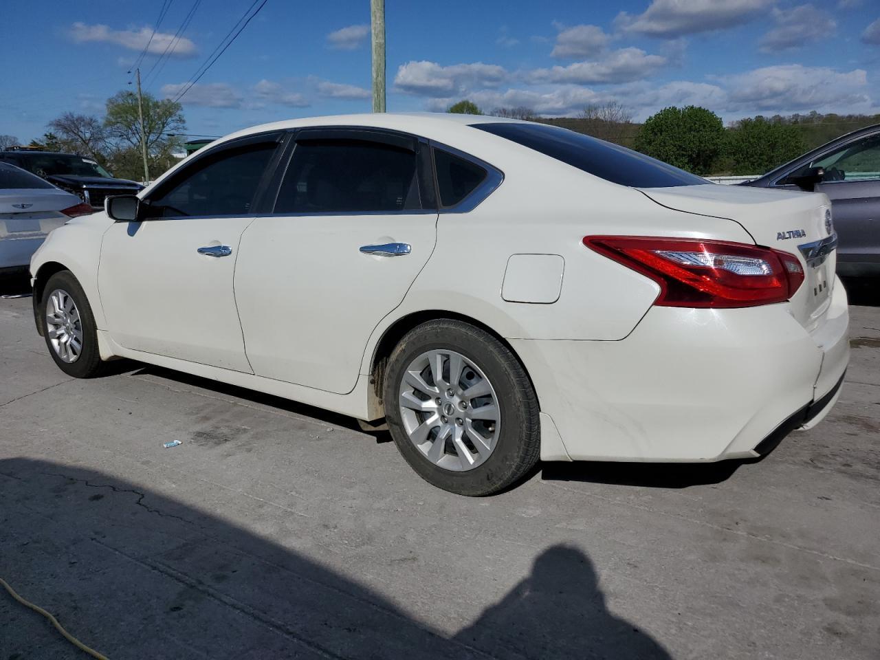 2017 Nissan Altima 2.5 - Image 2