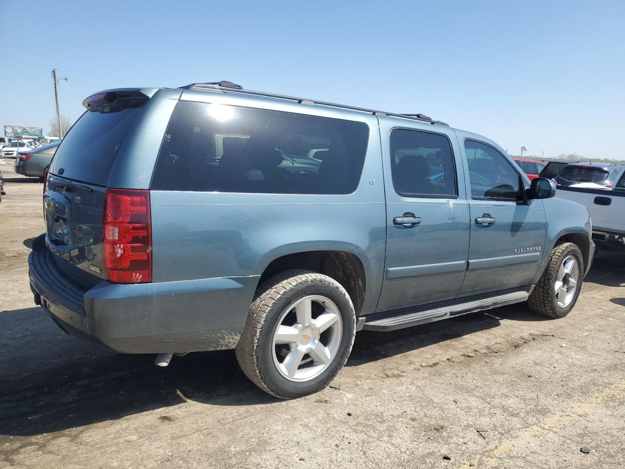 2008 Chevrolet Suburban C1500 Ls - Фото 3