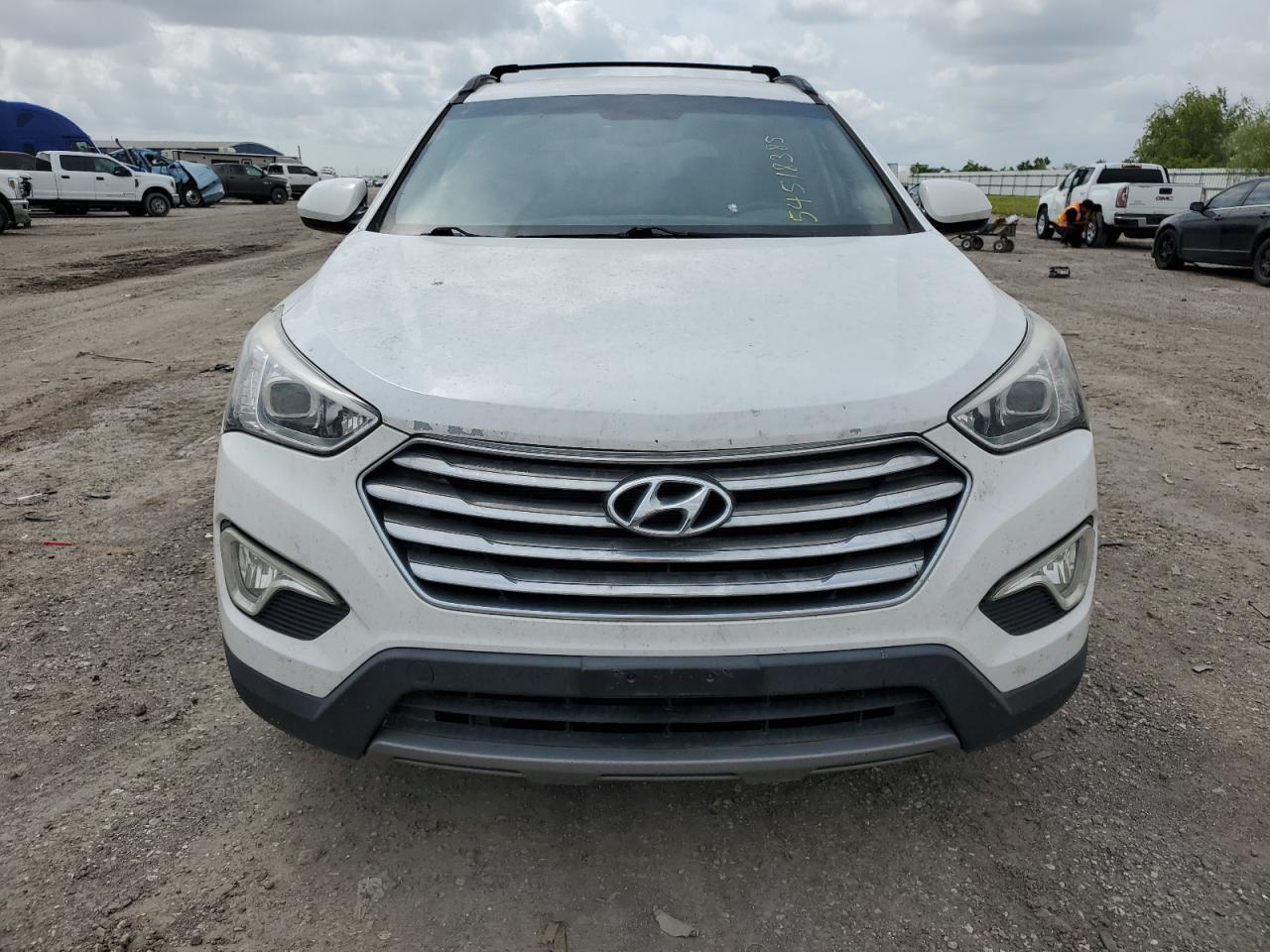 2013 Hyundai Santa Fe Gls - Image 5