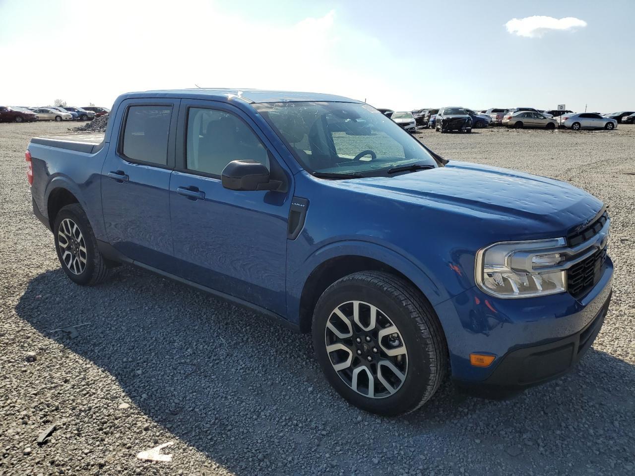 2024 Ford Maverick Lariat - Image 4