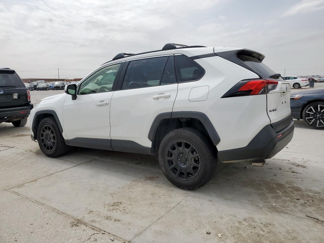 2019 Toyota Rav4 Xle - Фото 2