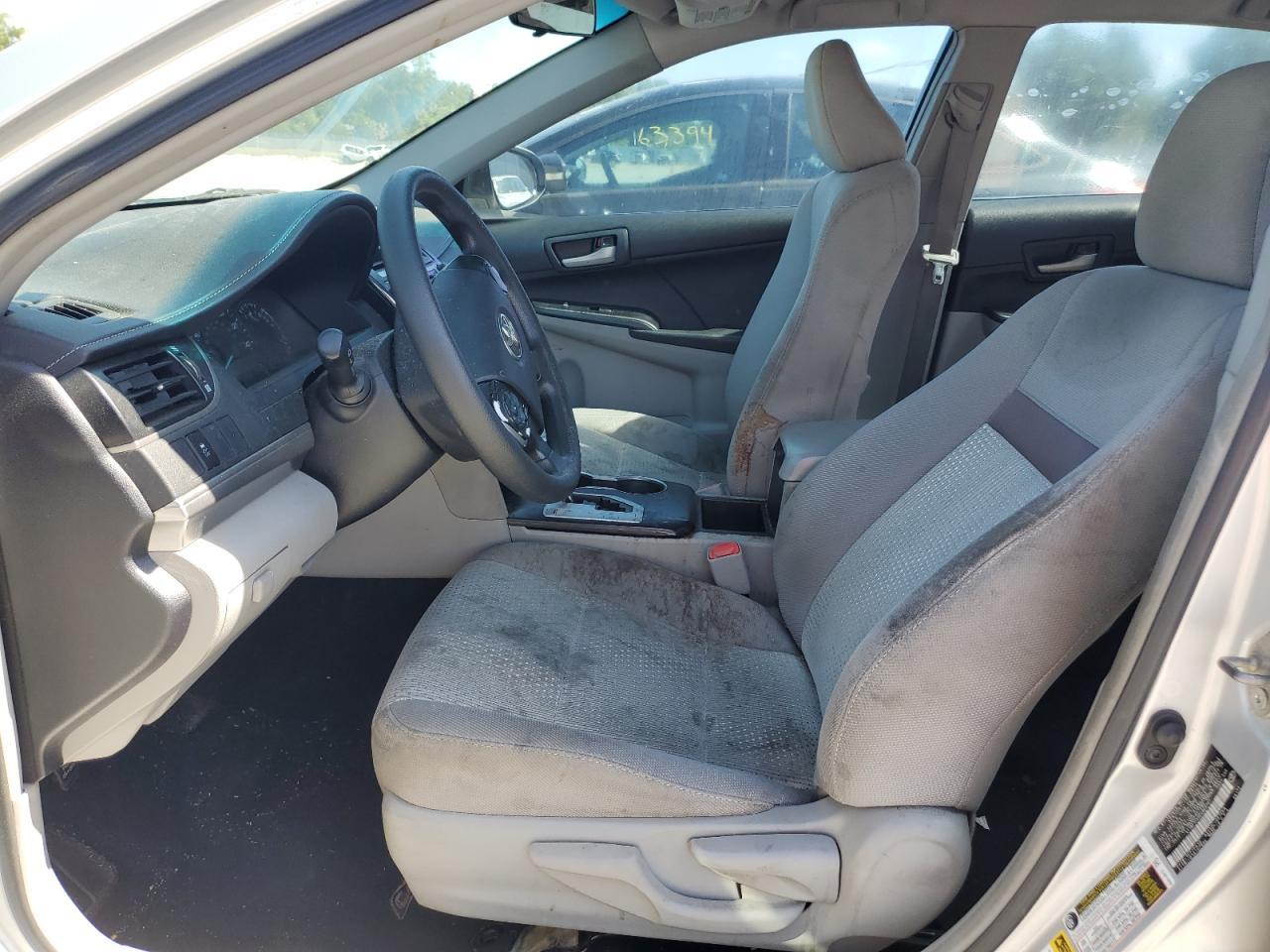 2014 Toyota Camry L - Image 7