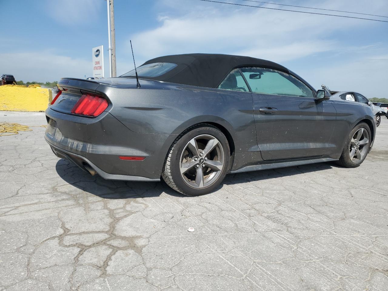 2015 Ford Mustang - Фото 3