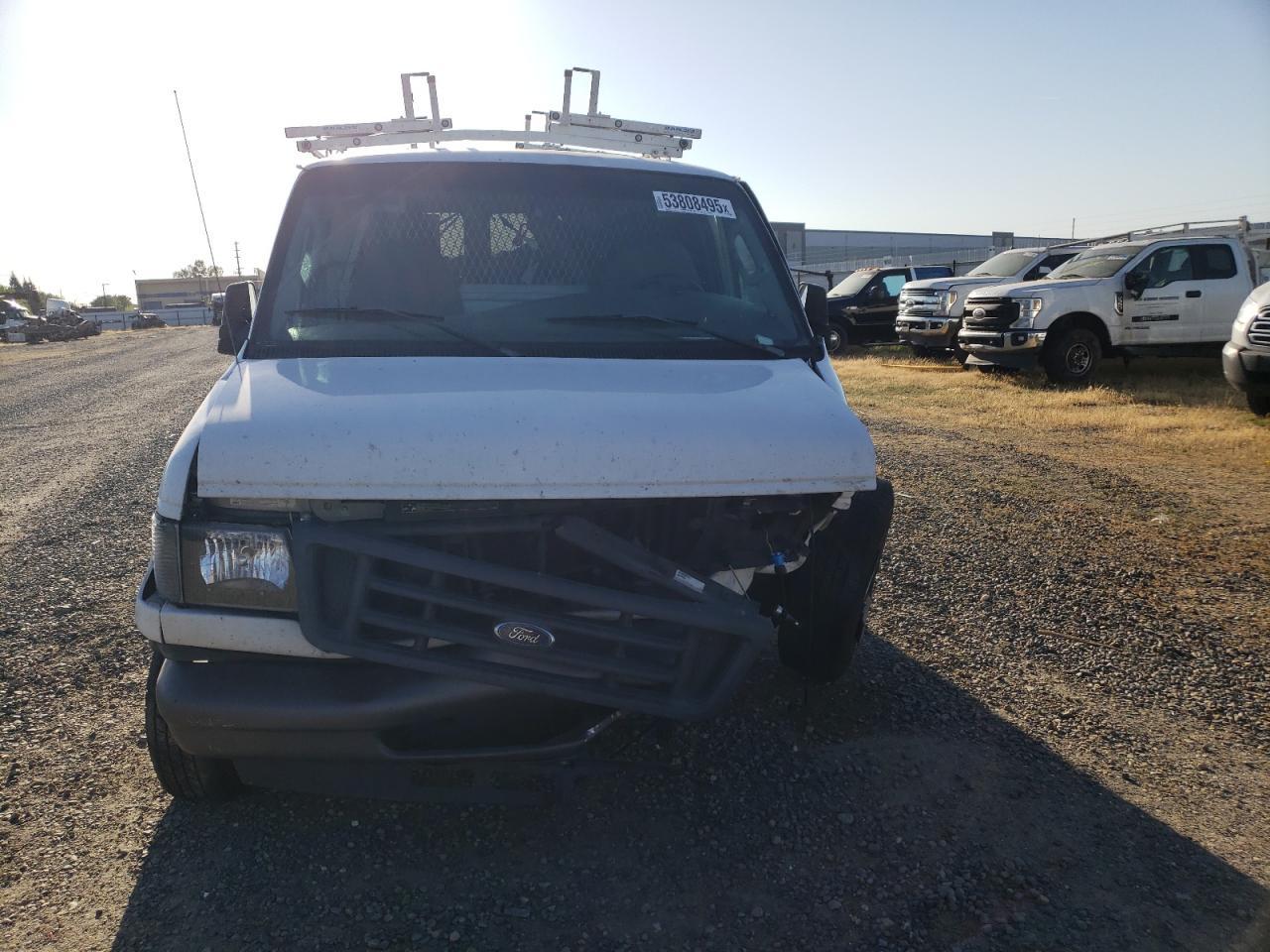 2004 Ford Econoline E350 Super Duty Van - Фото 5