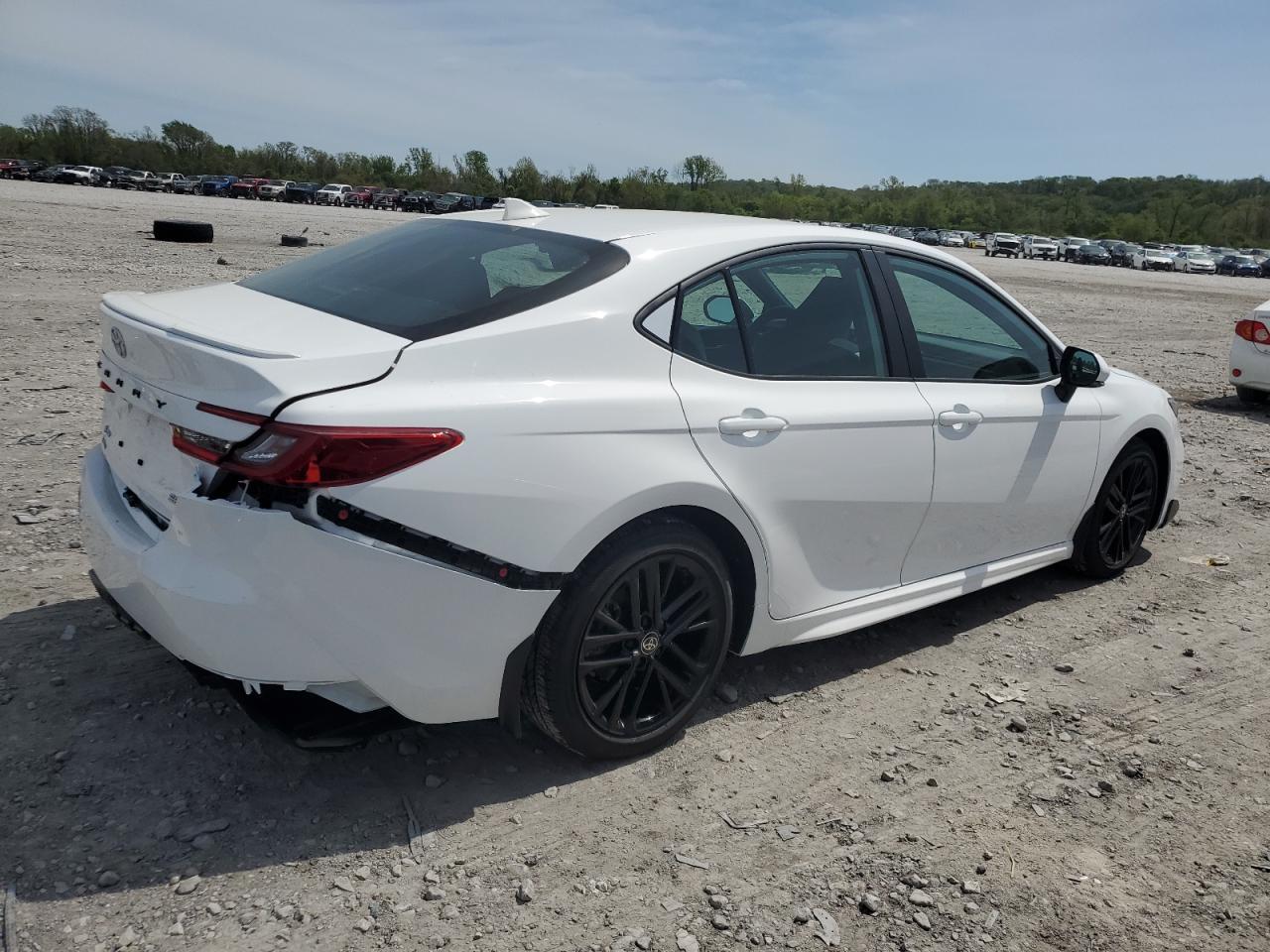2025 Toyota Camry Xse - Image 3