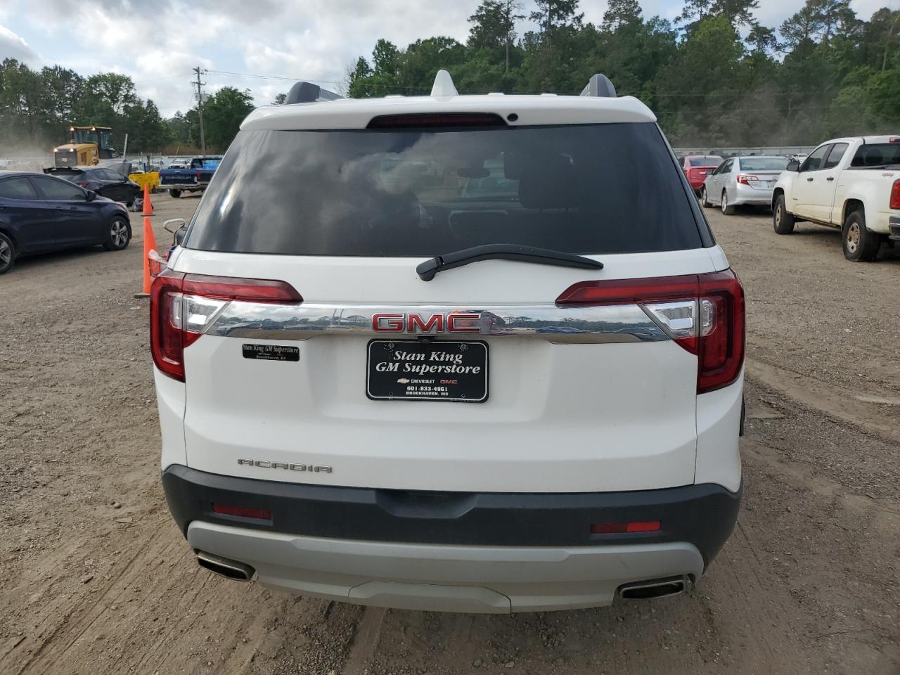 2023 GMC Acadia Sle - Image 6