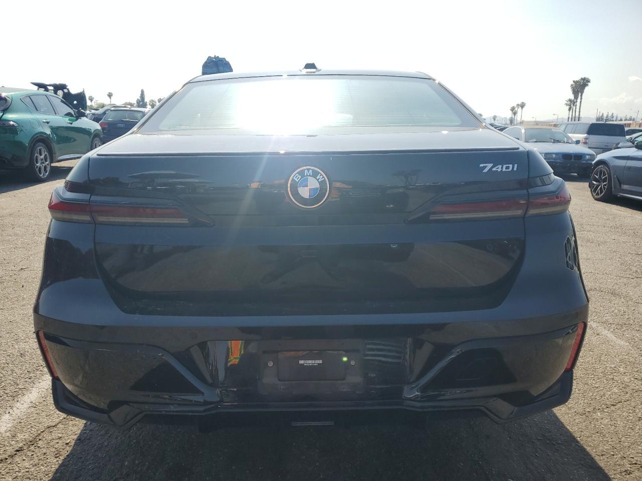 2023 BMW 740 I - Фото 6