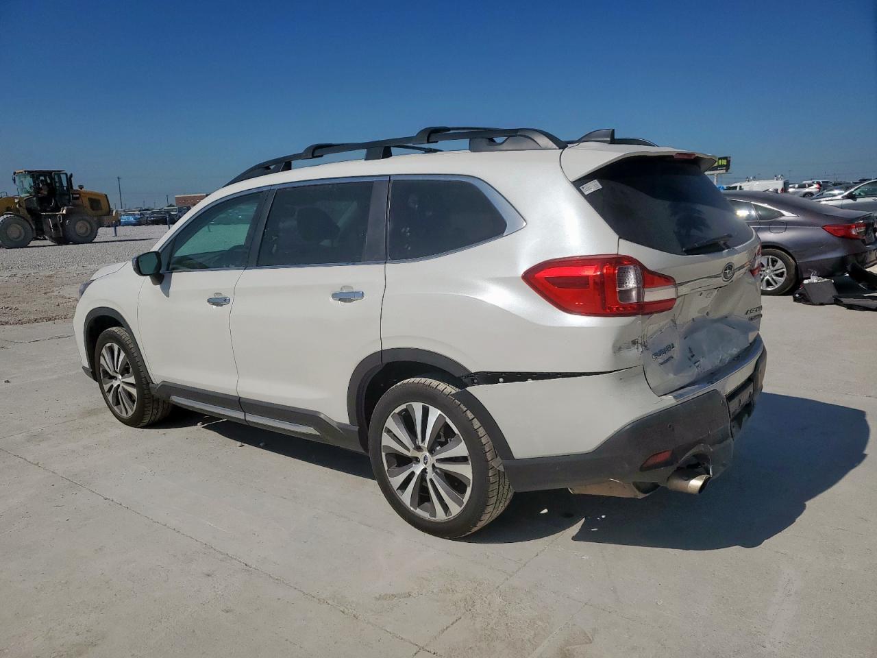 2020 Subaru Ascent Touring - Фото 2