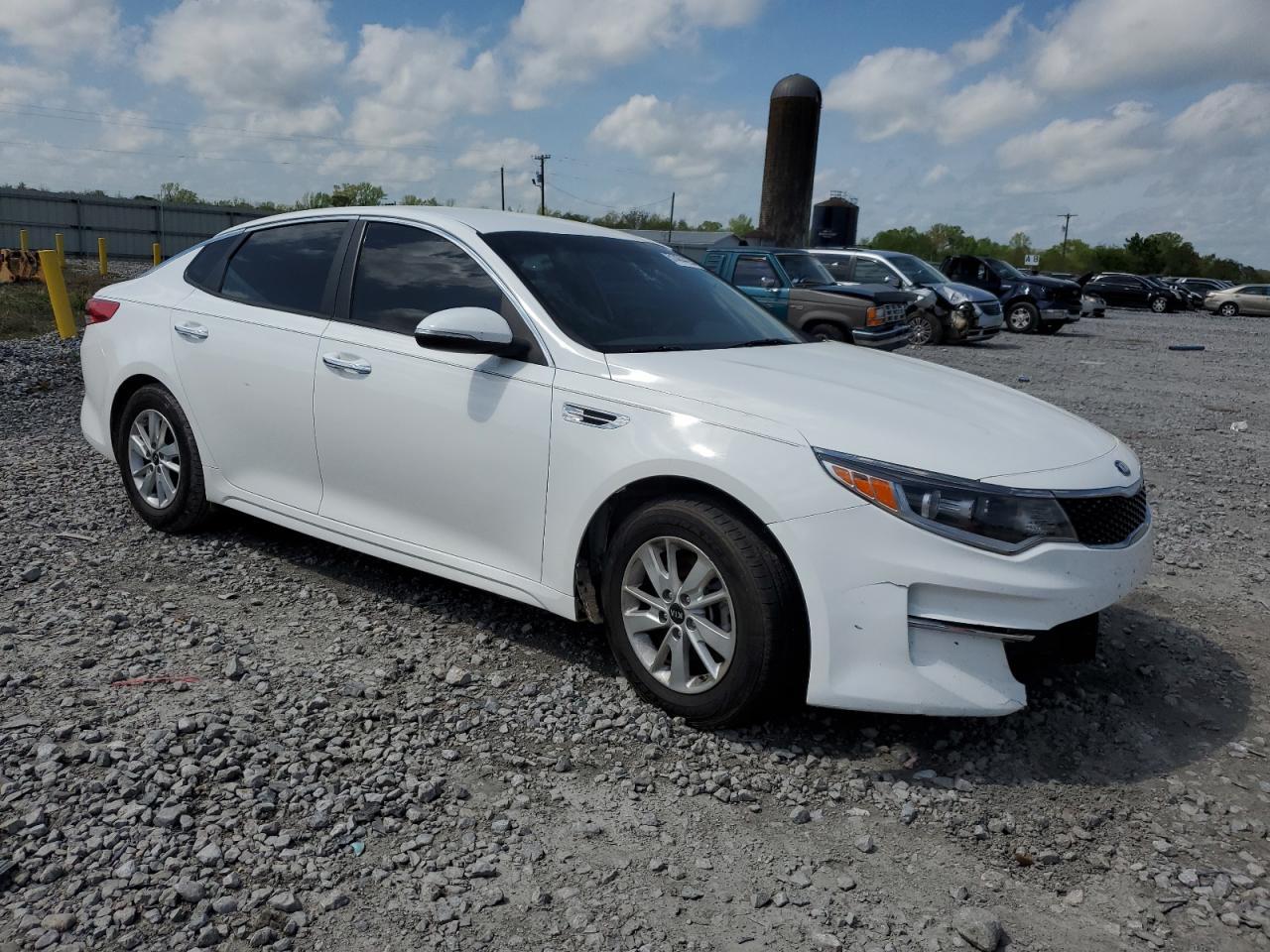 2018 Kia Optima Lx - Image 4