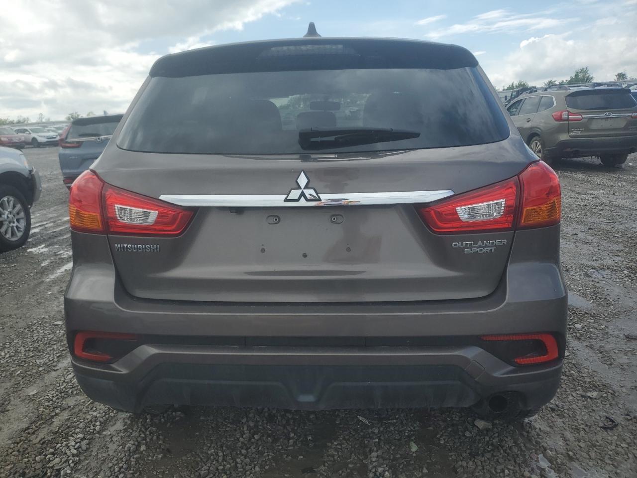 2018 Mitsubishi Outlander Sport Es - Фото 6
