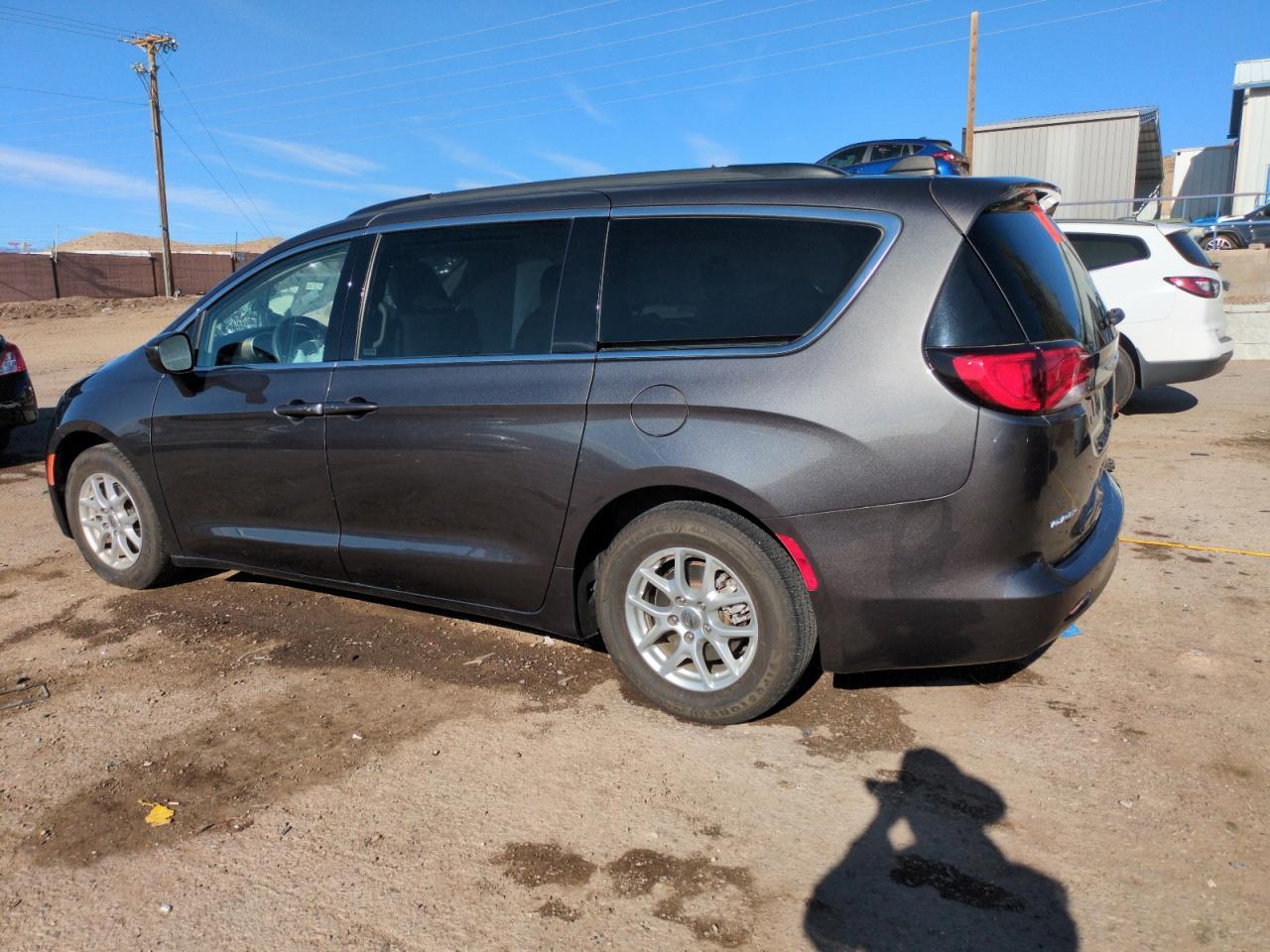 2021 Chrysler Voyager Lxi - Image 2