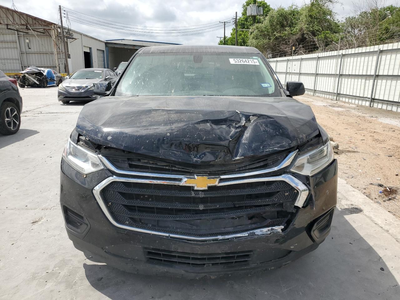 2021 Chevrolet Traverse Ls - Image 5