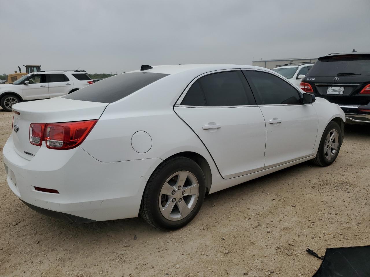 2014 Chevrolet Malibu Ls - Фото 3