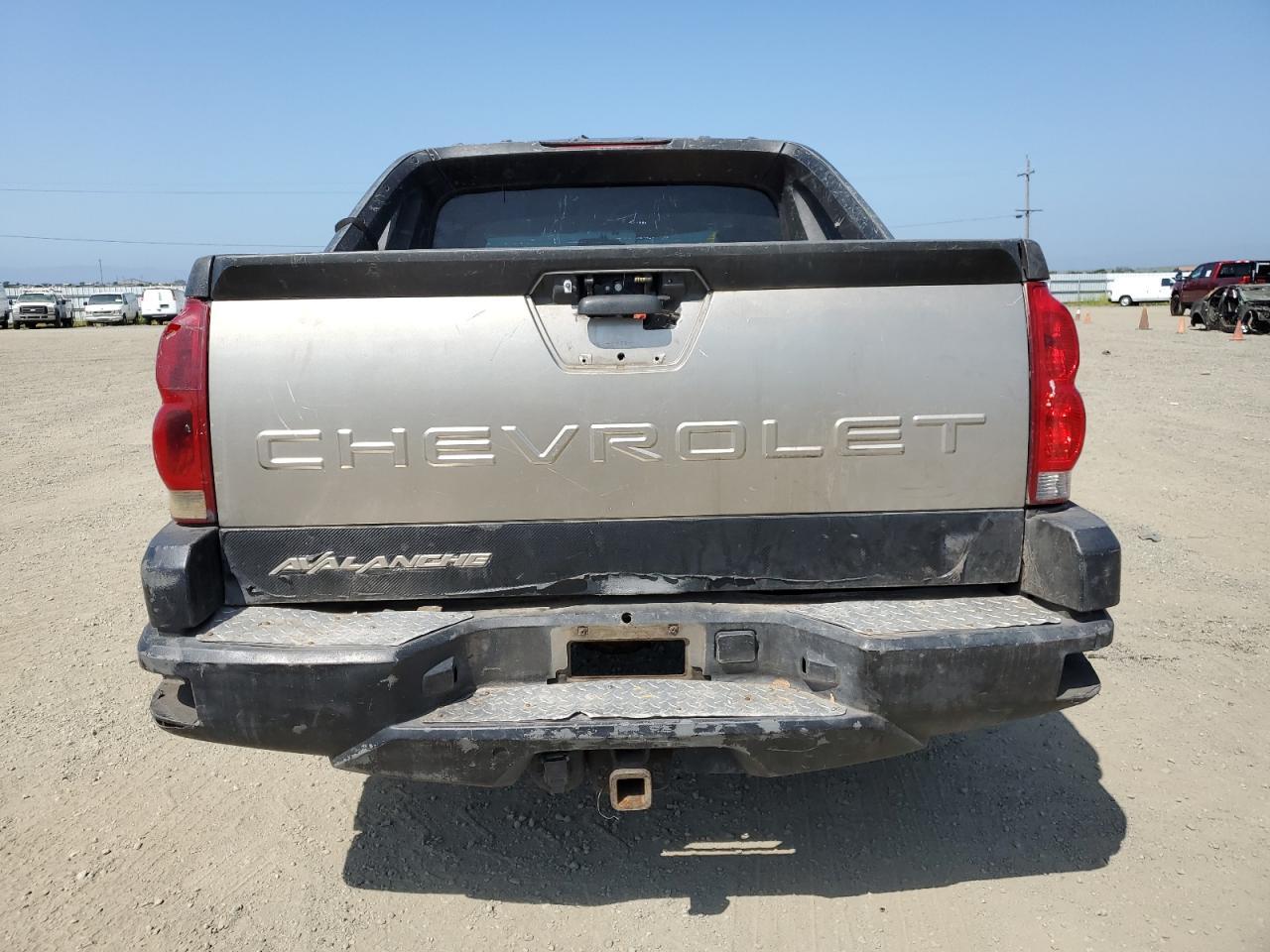2002 Chevrolet Avalanche C1500 - Фото 6