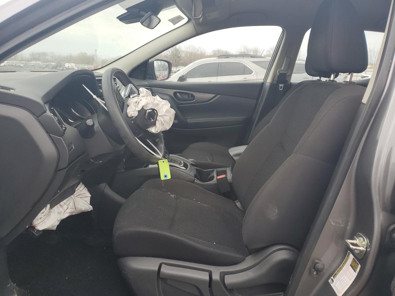 2022 Nissan Rogue Sport S - Image 7