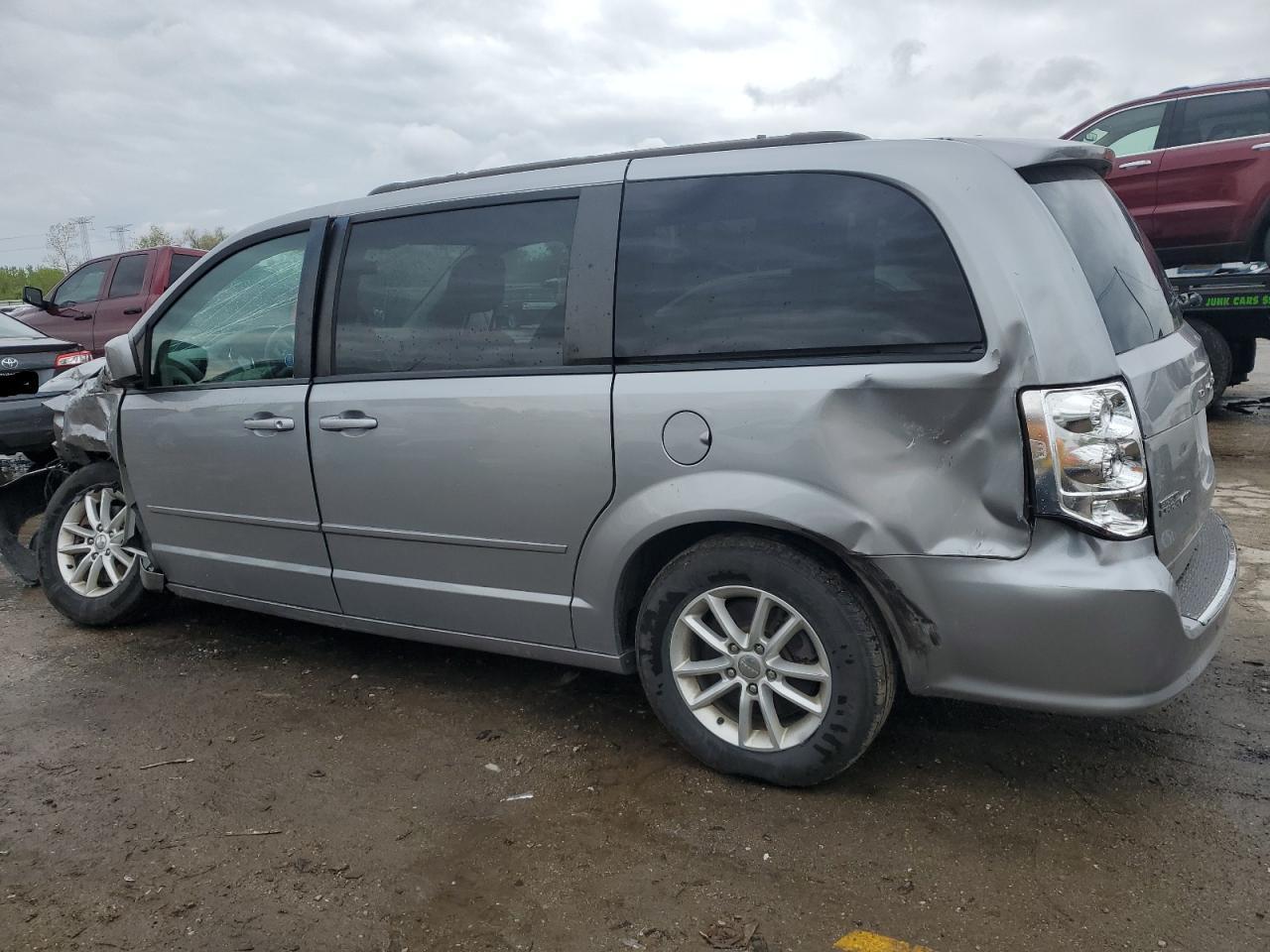 2016 Dodge Grand Caravan Sxt - Фото 2