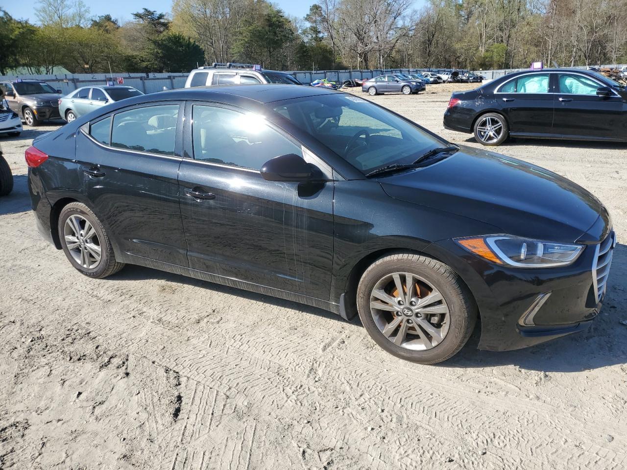 2018 Hyundai Elantra Sel - Фото 4