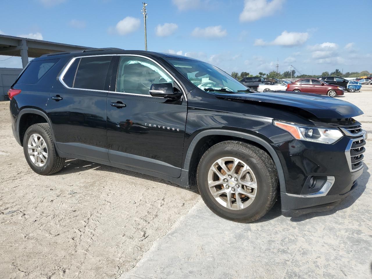 2019 Chevrolet Traverse Lt - Image 4
