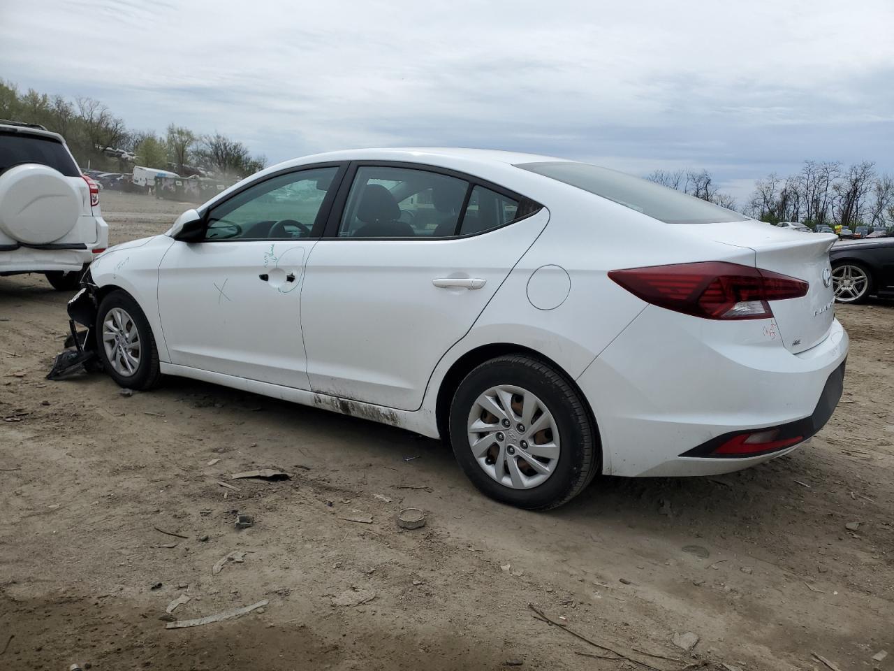 2019 Hyundai Elantra Se - Фото 2