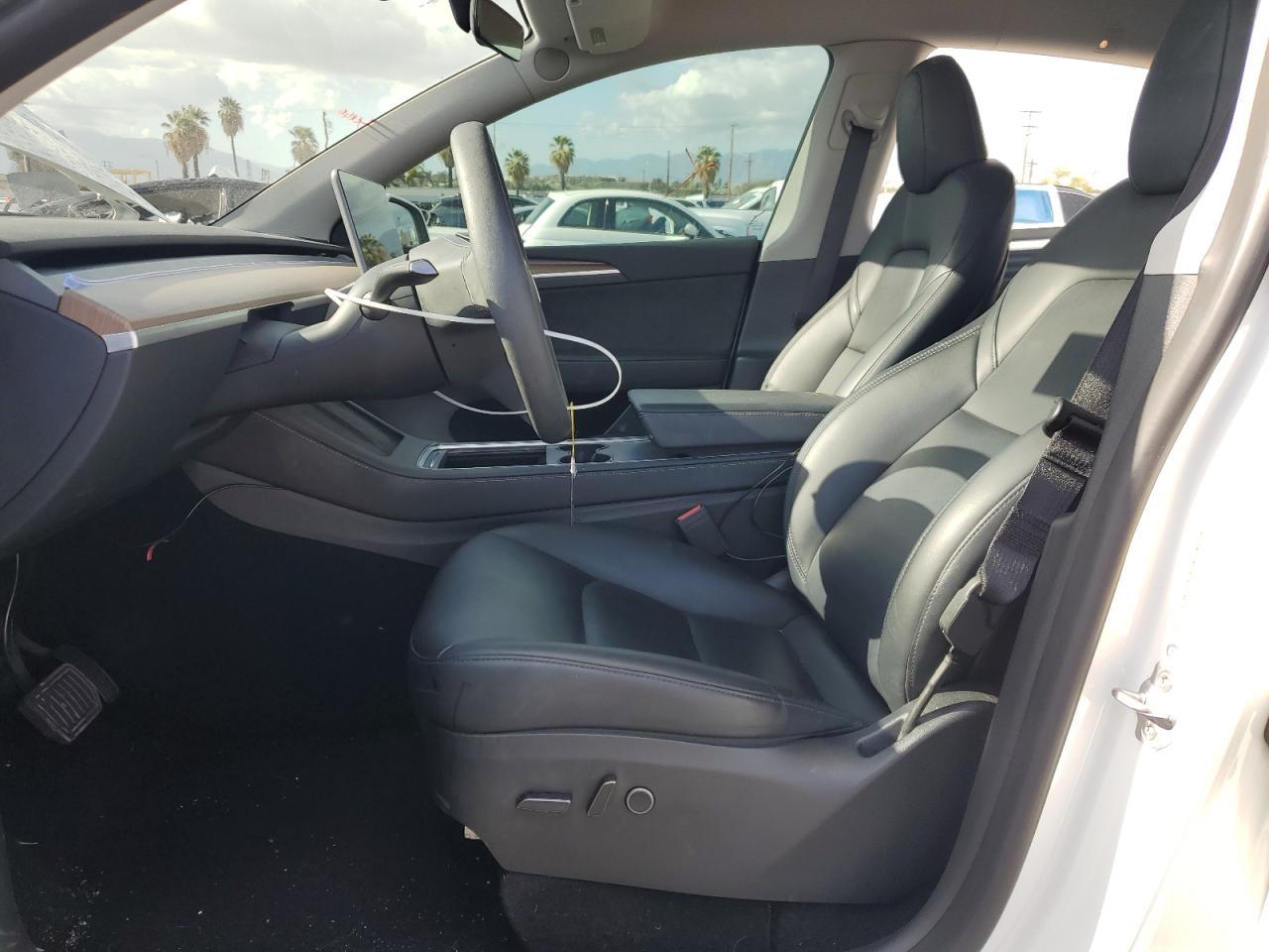 2023 Tesla Model Y - Фото 7