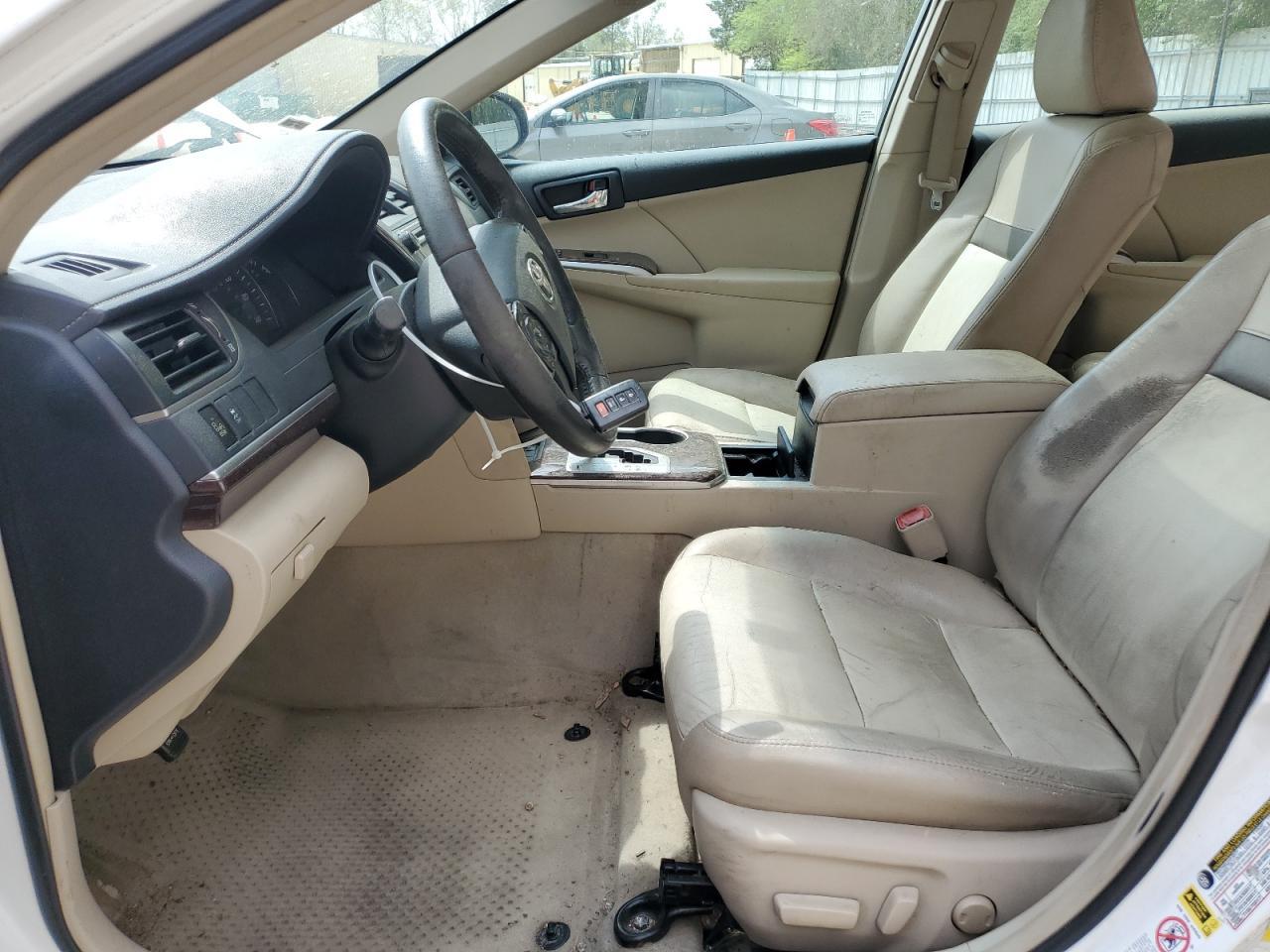 2012 Toyota Camry Se - Image 7