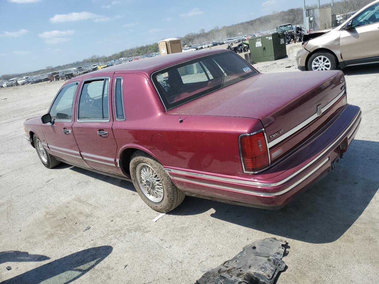 1991 Lincoln Town Car Executive - Фото 2