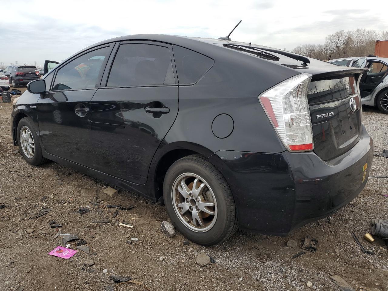 2011 Toyota Prius - Image 2