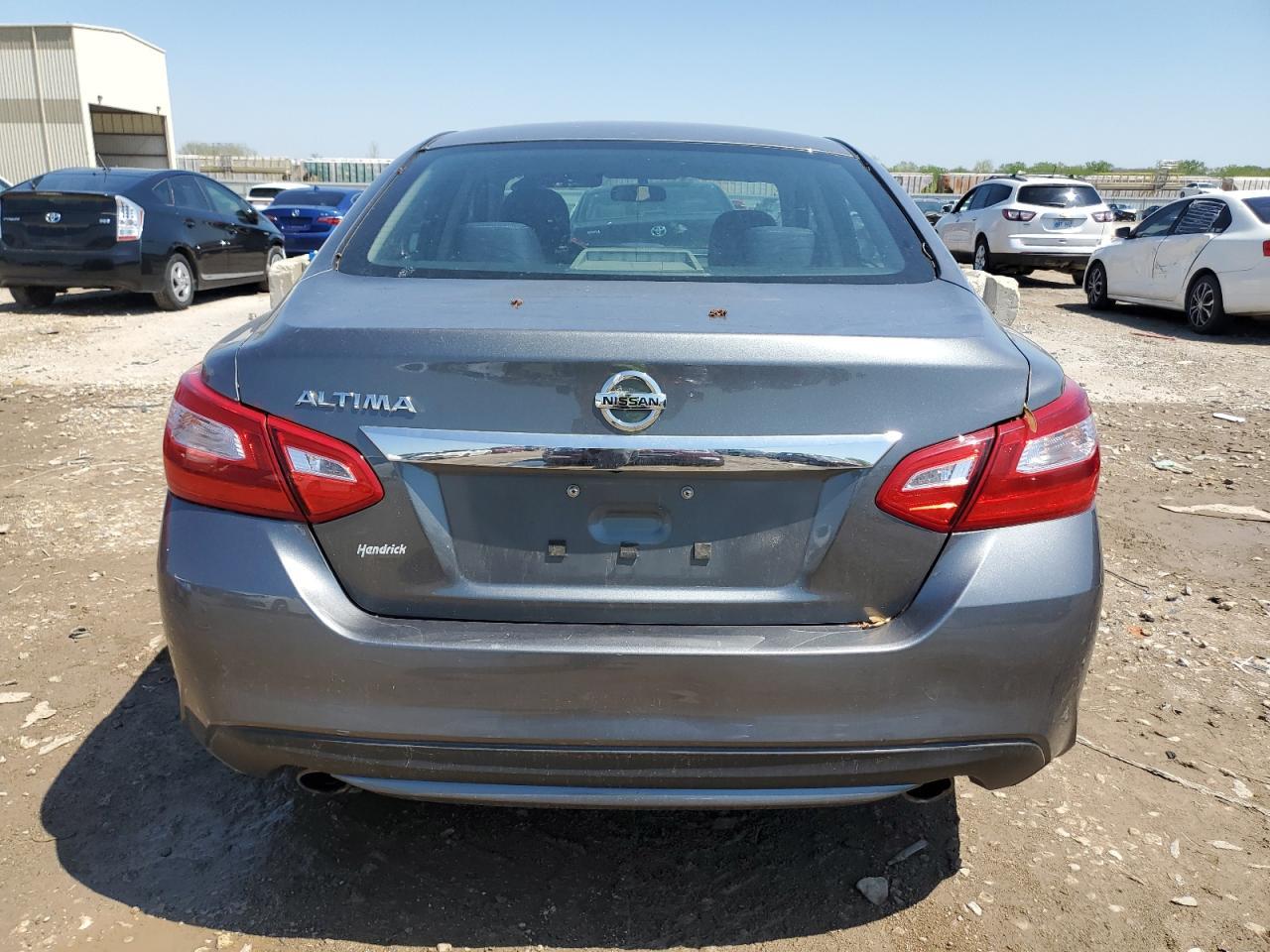 2016 Nissan Altima 2.5 - Фото 6