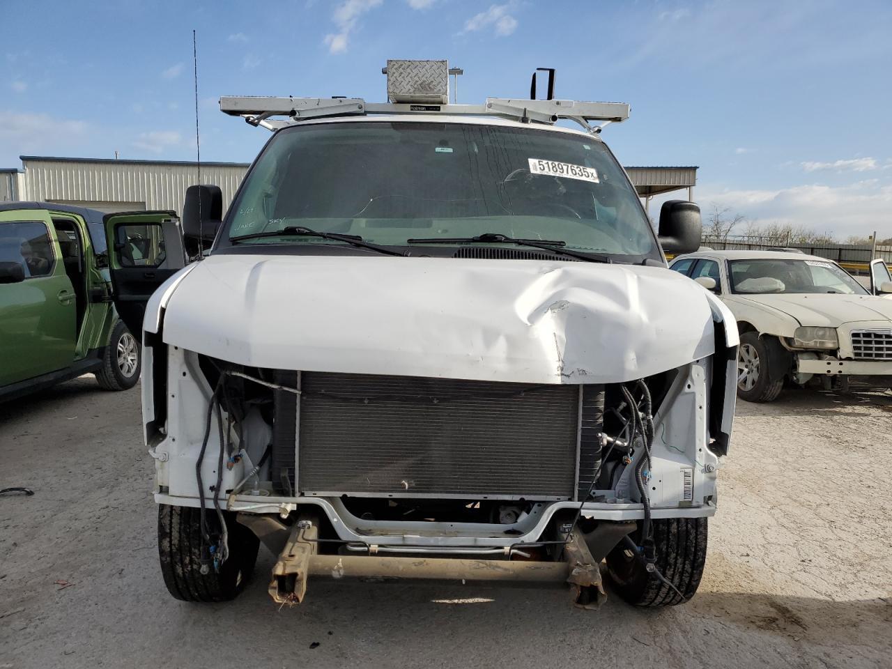 2023 Chevrolet Express G2500 - Фото 5