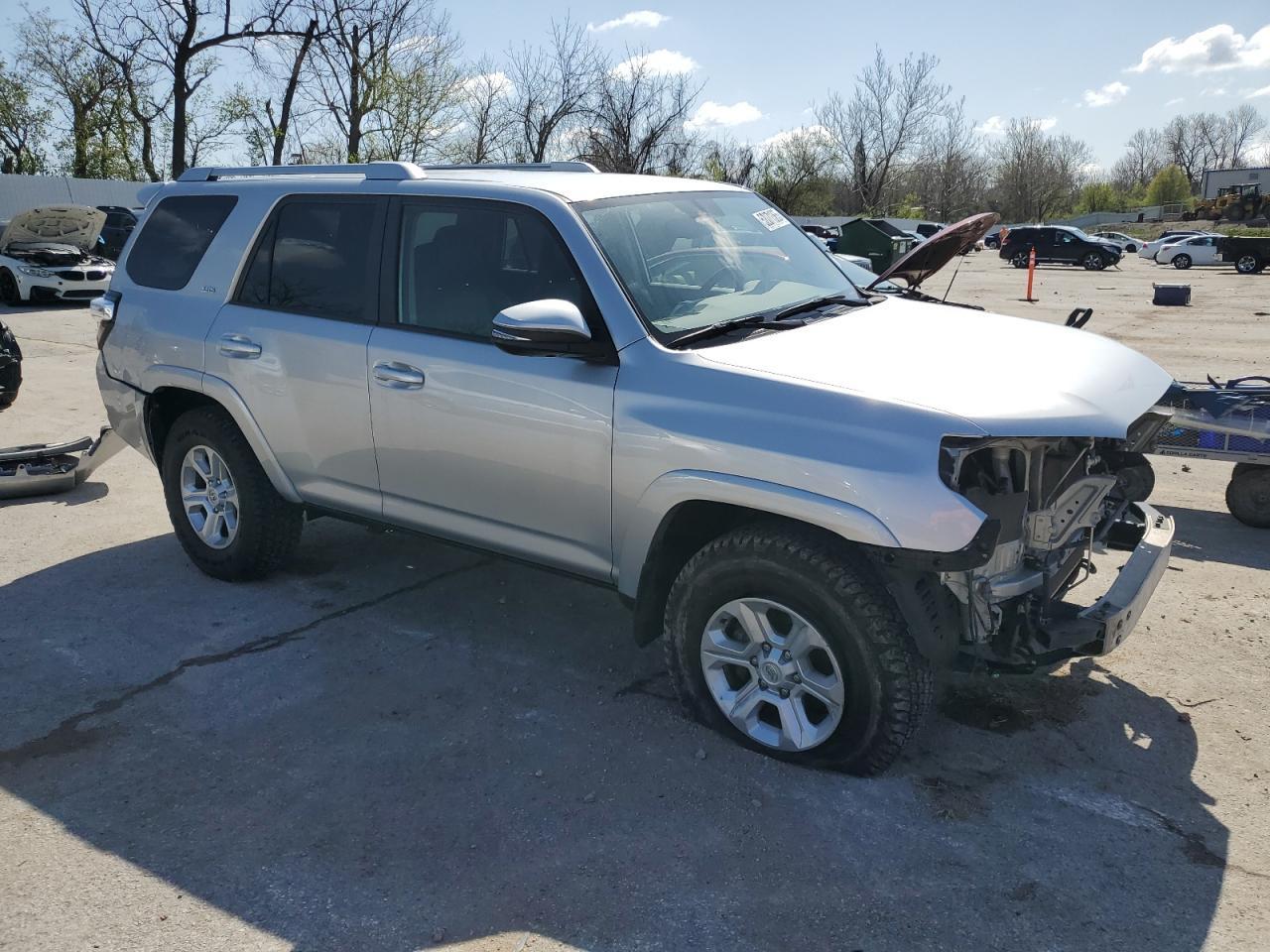 2018 Toyota 4Runner Sr5/Sr5 Premium - Фото 4