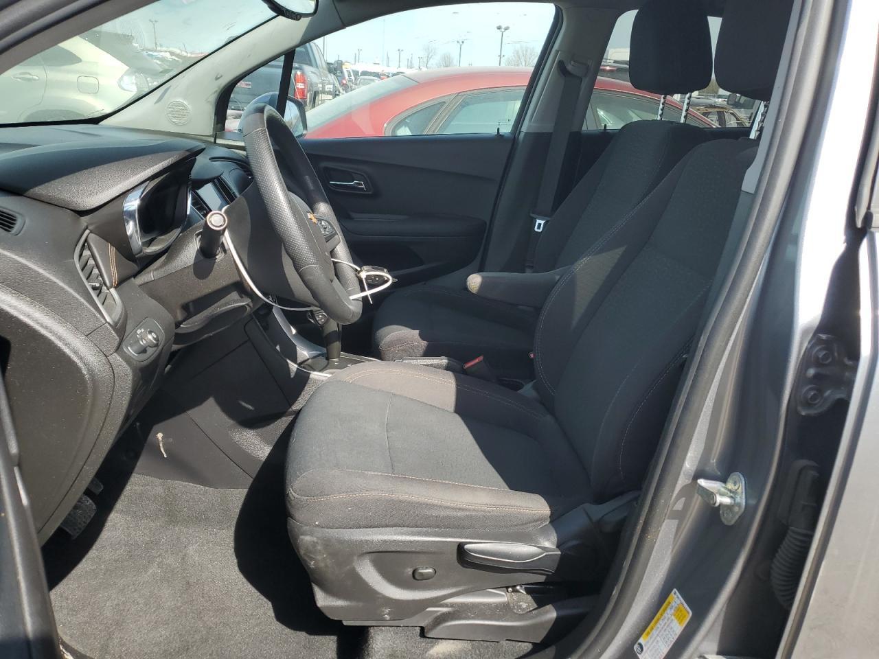 2020 Chevrolet Trax Ls - Image 7