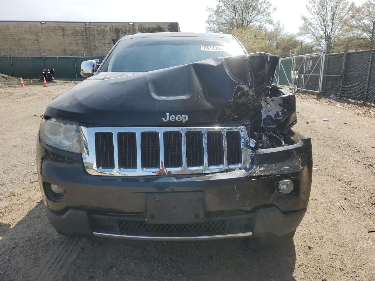 2012 Jeep Grand Cherokee Limited - Image 5