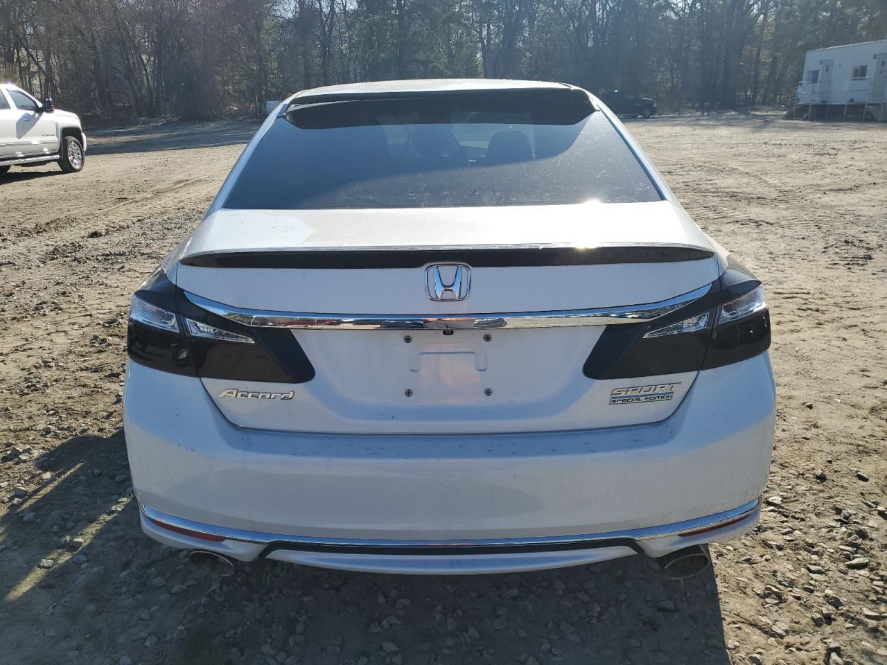 2017 Honda Accord Sport Special Edition - Фото 6