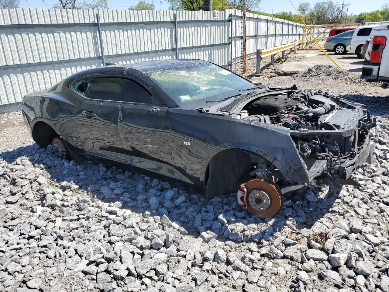 2017 Chevrolet Camaro Lt - Image 4