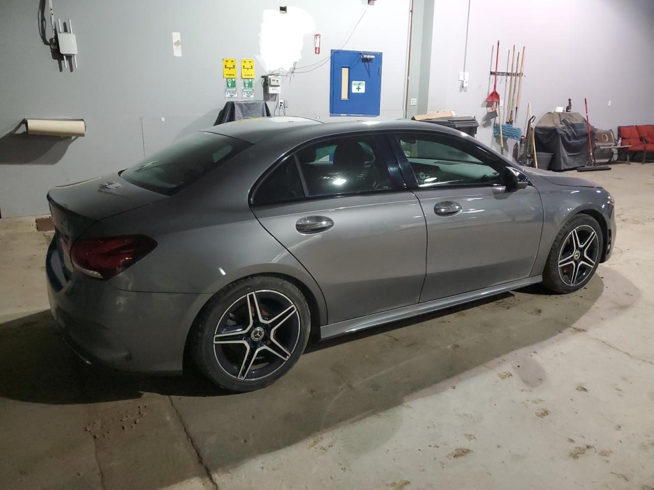 2022 Mercedes-Benz A 220 4Matic - Фото 3