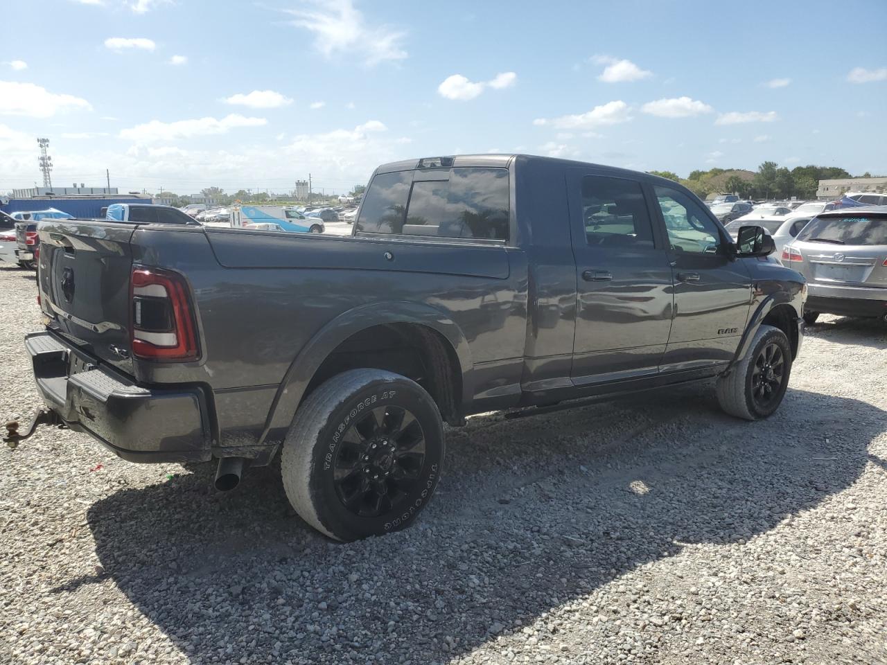 2022 Ram 2500 Limited - Фото 3