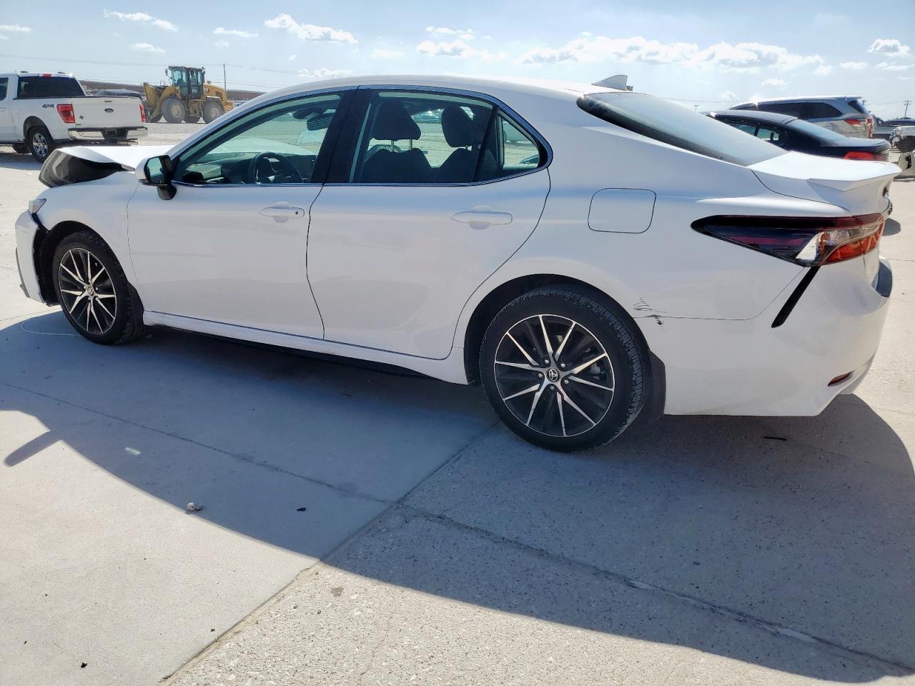 2024 Toyota Camry Se Night Shade - Image 2