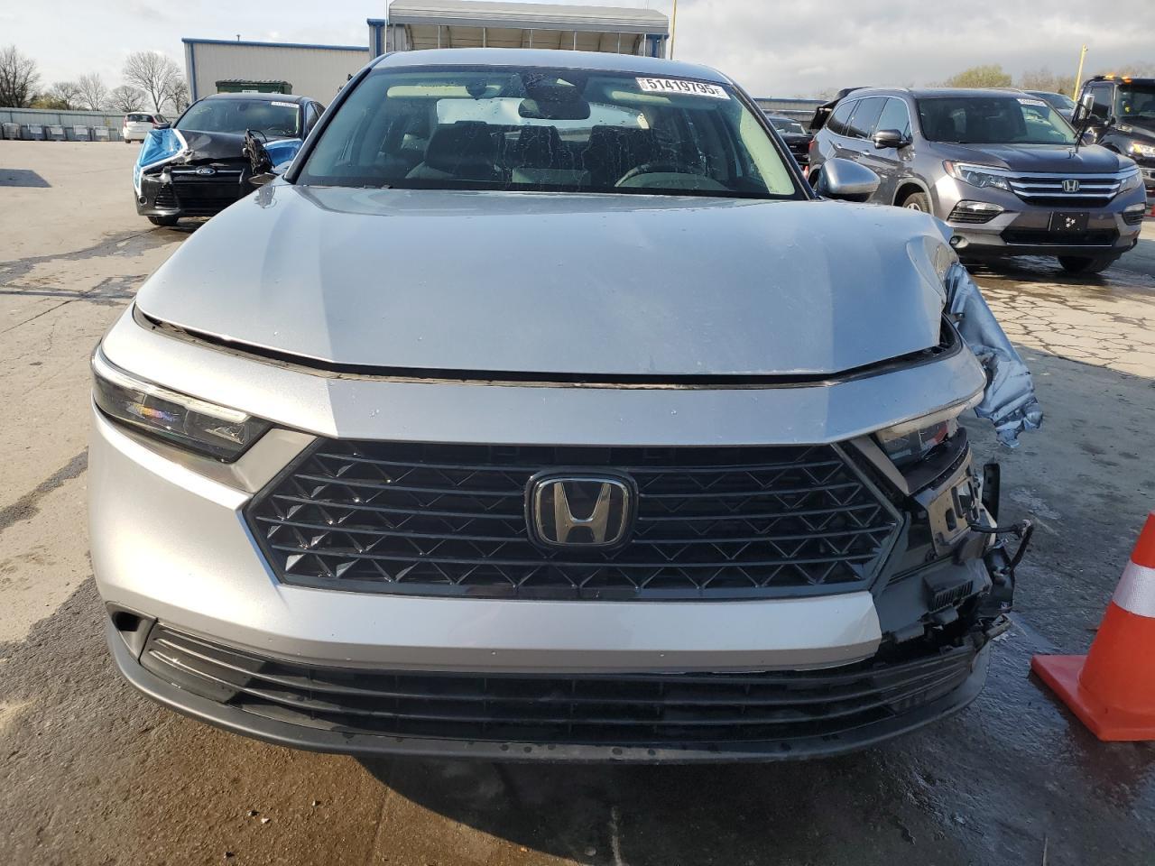 2024 Honda Accord Lx - Фото 5