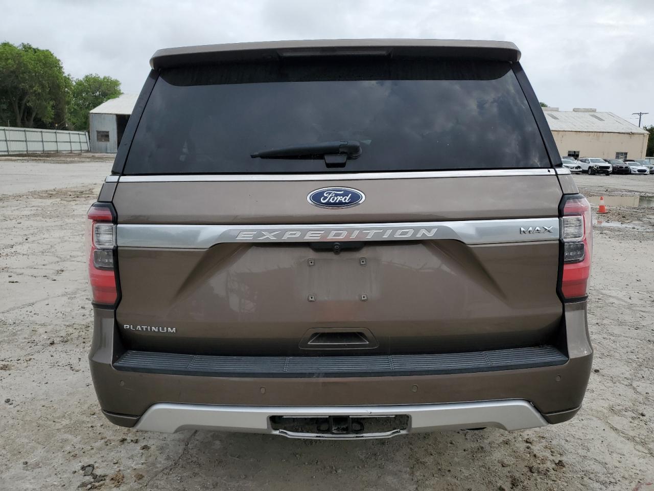 2018 Ford Expedition Max Platinum - Image 6