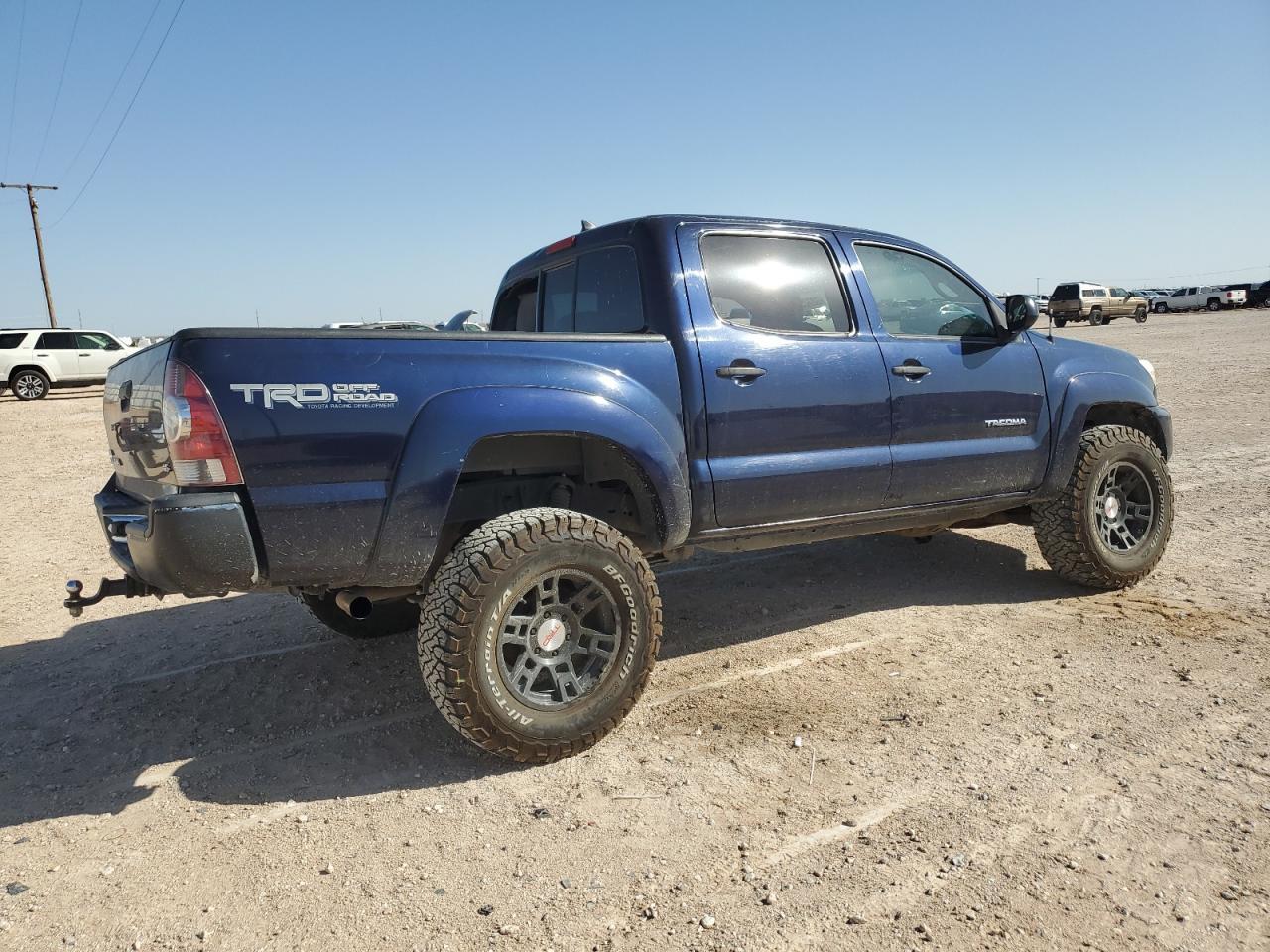 2013 Toyota Tacoma Double Cab - Фото 3