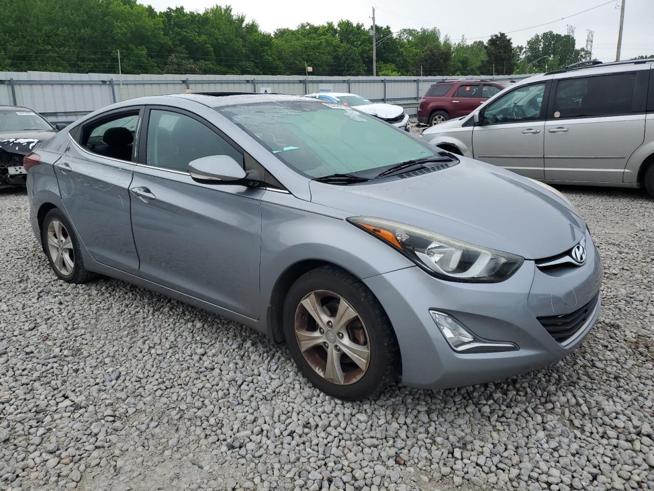 2016 Hyundai Elantra Se - Image 4