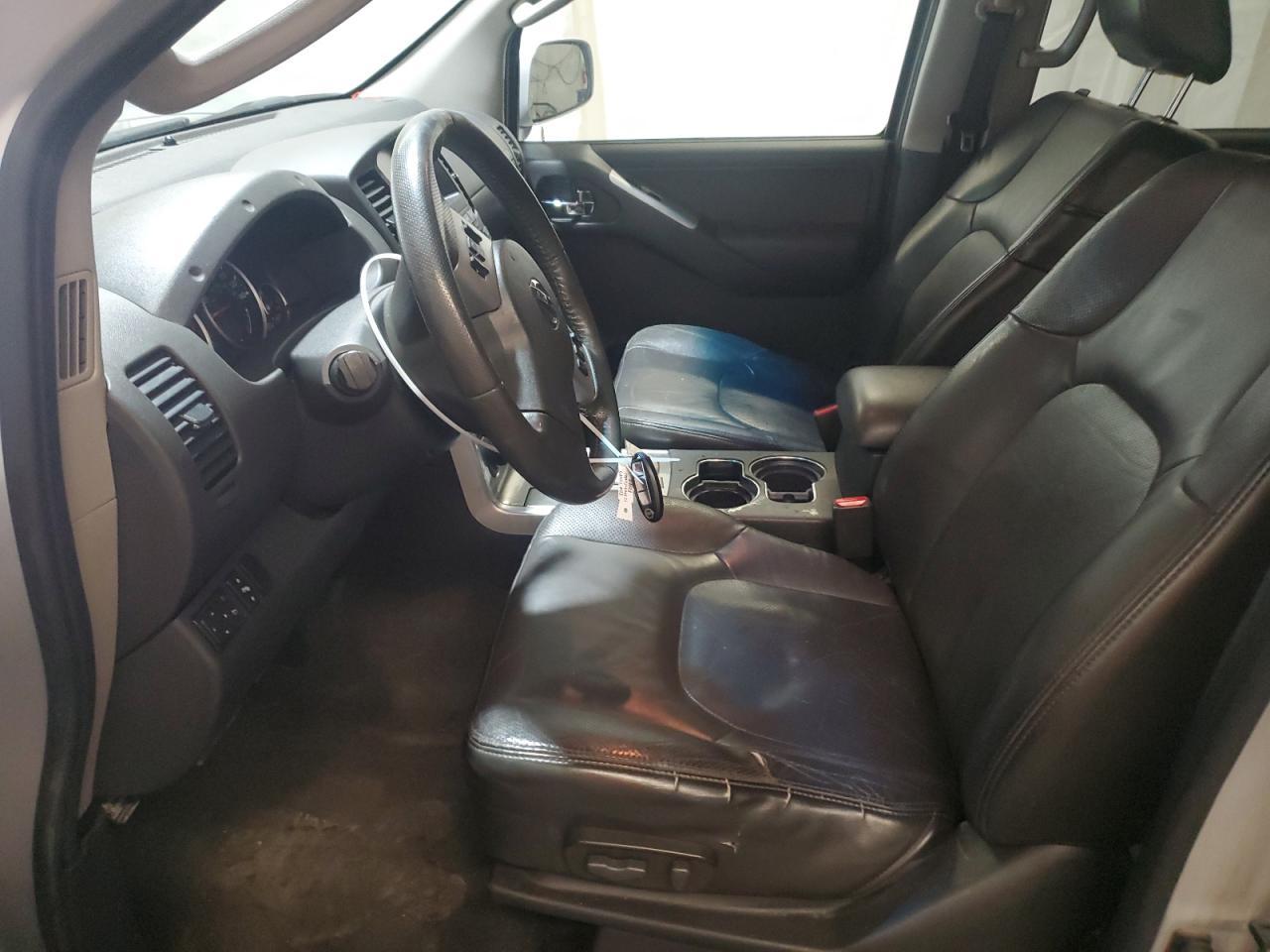 2012 Nissan Pathfinder S - Фото 7