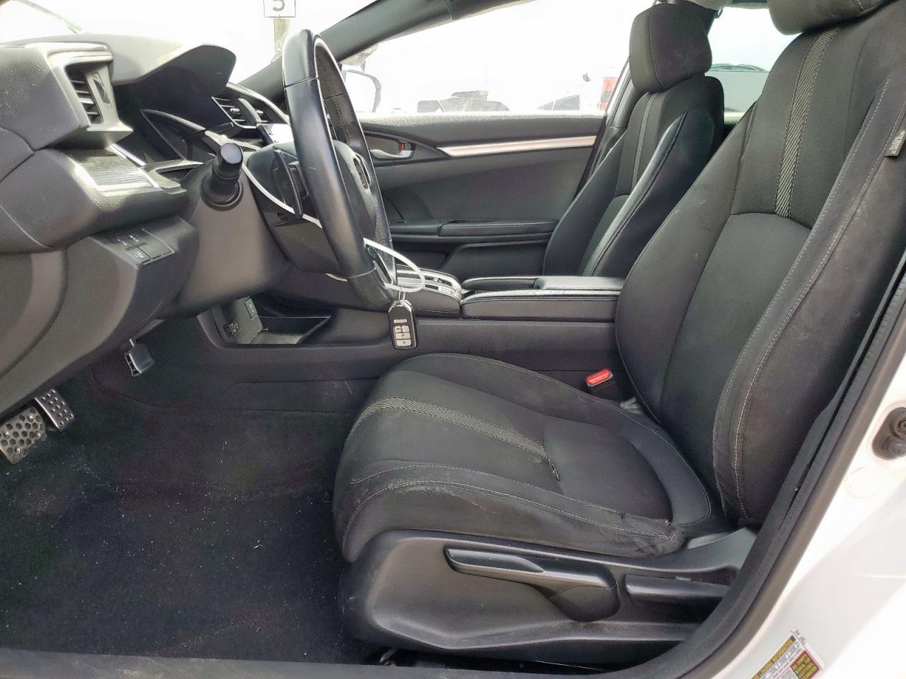2019 Honda Civic Sport - Image 7