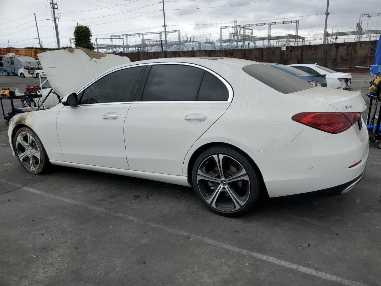 2022 Mercedes-Benz C 300 - Image 2