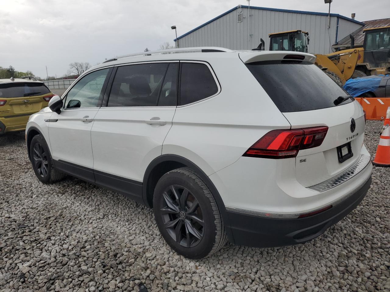 2023 Volkswagen Tiguan Se - Image 2