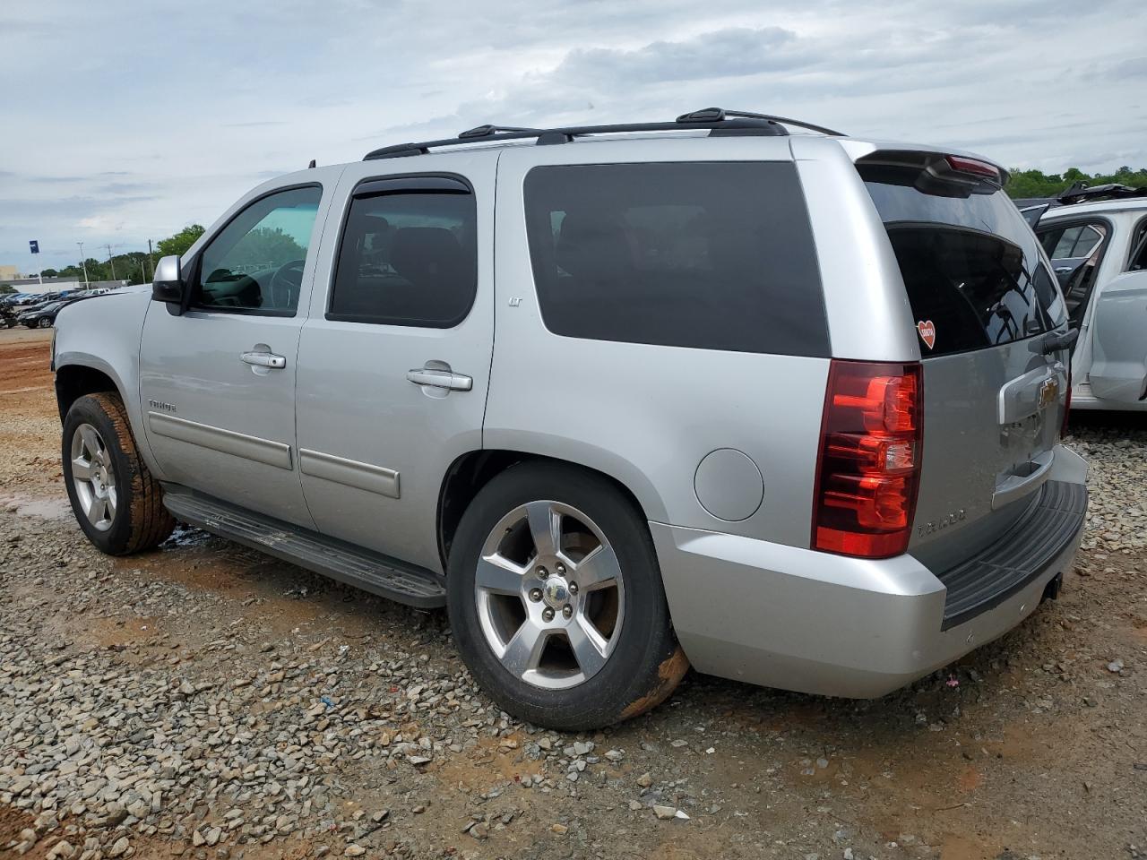 2012 Chev Tahoe C150 - Фото 3