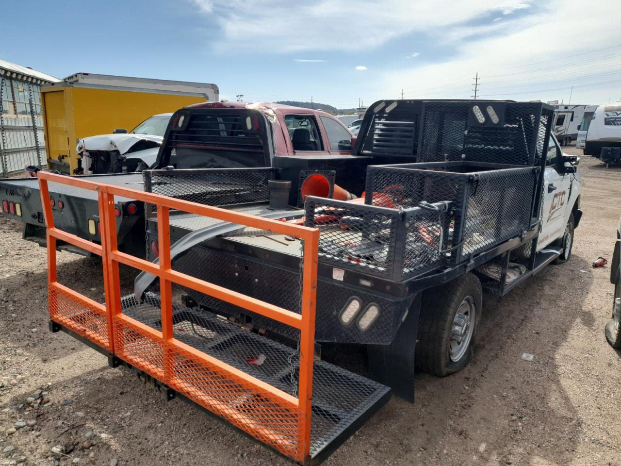 2021 Ford F350 Super Duty - Фото 3