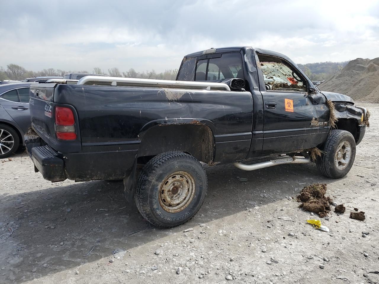 2001 Dodge Ram 1500 - Image 3