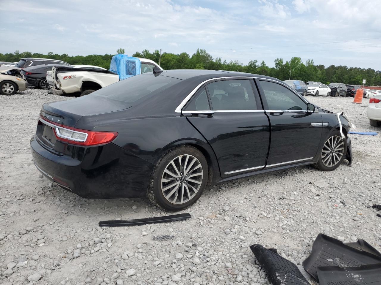 2018 Lincoln Continental Select - Фото 3
