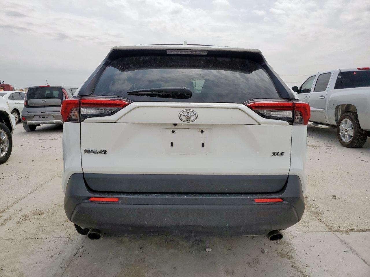 2019 Toyota Rav4 Xle - Фото 6